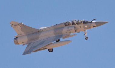 Birleşik Arap Emirlikleri Jetleri, Yunanistan Hava Üssünde: Araplar Yunan saflarında