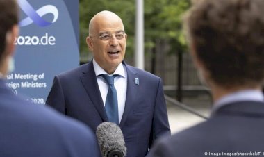 Yunanistan AB’nin Türkiye’ye yönelik yaptırım sinyalinden memnun
