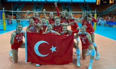 Türkiye, CEV U19 Genç Kızlar Avrupa Şampiyonası’nda finalde!
