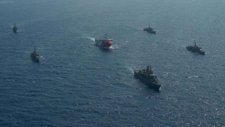 Oruç Reis Navtex bölgesine girdi! Yunanistan Deniz Kuvvetleri’nde kırmızı alarm iddiası