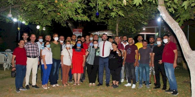 AKP'den istifa eden 55 kişi İYİ Parti'ye geçti