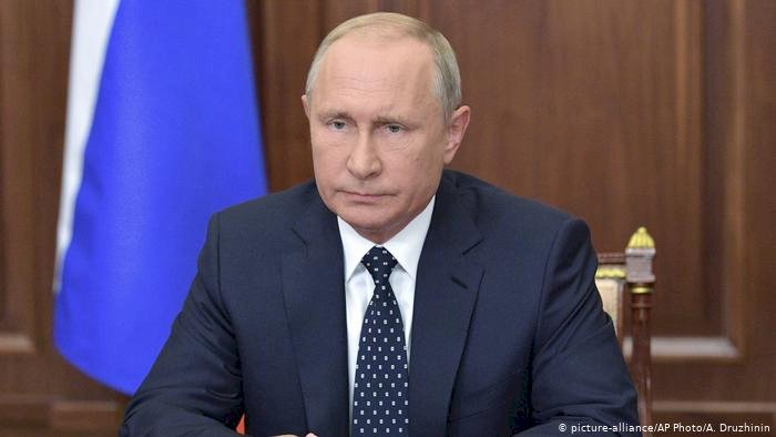 NOZ: Putin kendi çıkarı için Navalni olayını aydınlatmalı