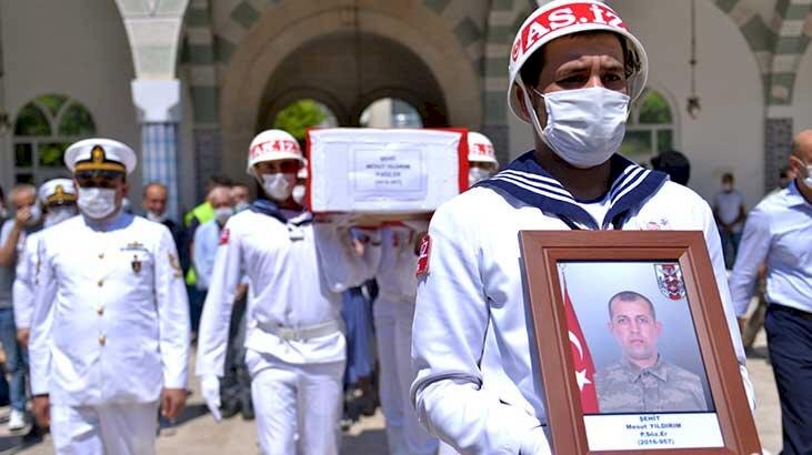 Hakkari'de şehit olan asker Mersin'de son yolculuğuna uğurlandı