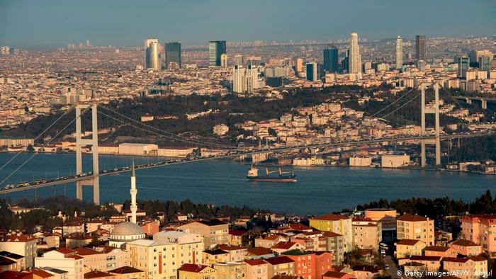 İstanbul'u beklenen büyük bir depreme "tümüyle hazırlamak" çok zor