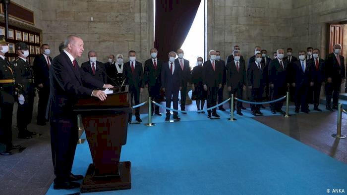 Erdoğan: Türkiye Doğu Akdeniz'de şantaj diline boyun eğmeyecek