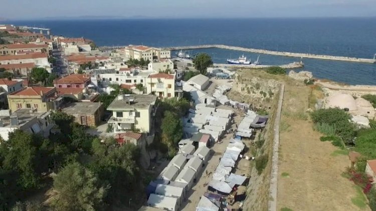 26 Türk vatandaşı sığınmacı iki balıkçı teknesiyle Yunanistan'ın Sakız Adası'na kaçıp 'siyasi iltica talebinde bulundu'