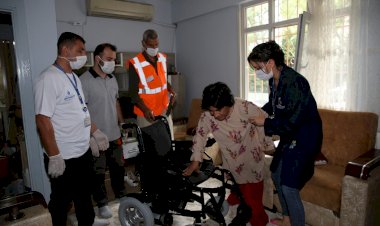 İBB, HIRSIZLARIN MAĞDUR ETTİĞİ ENGELLİ KADININ YARDIMINA KOŞTU