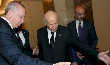 Saray'da harıl harıl çalışma var: "Bahçeli o mesajı boşuna vermedi"