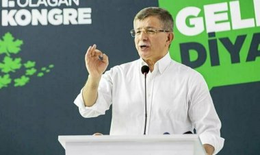 Davutoğlu'ndan Erdoğan'a televizyon daveti