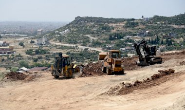 Antalya manzaralı bulvara seyir terası