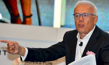 Balkan göçmenleri Türk değildir, Türkleştirilmiştir diyen profesöre Ertuğrul Özkök'ten çok sert yanıt