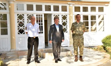 Komutanlardan İduğ’a ziyaret 