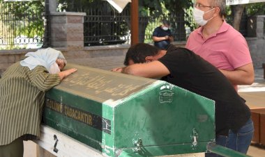 Canlı ders veren öğretmen çiftin 1,5 yaşındaki kızları balkondan düşüp öldü