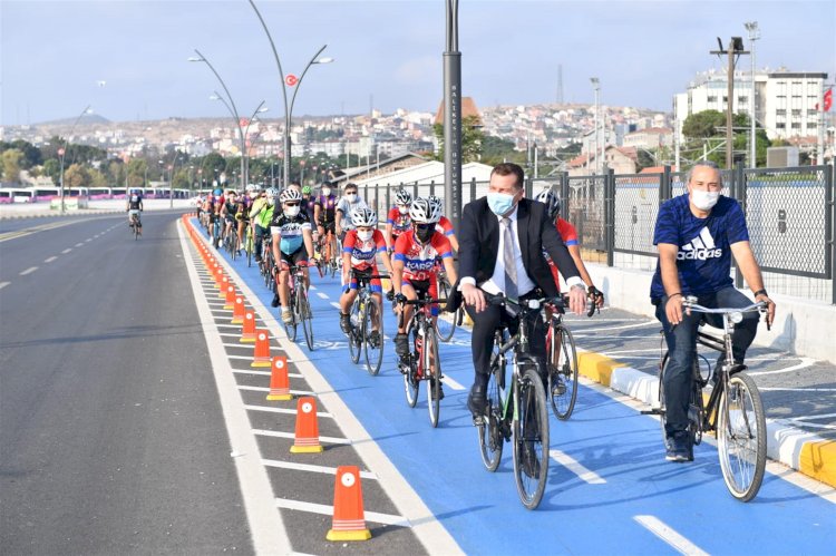 “Kentler harekete geçiyor, bisiklete binelim”