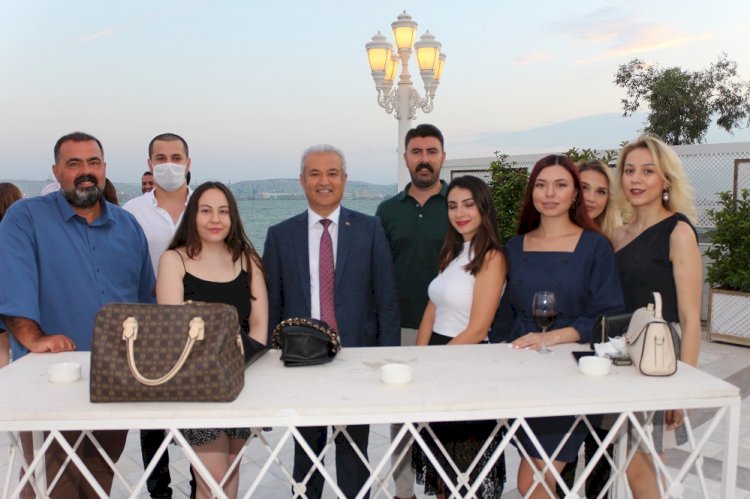 "SEÇİMDE SÖYLEMLER VARDIR, GERÇEKTE EYLEMLER KAZANACAK"