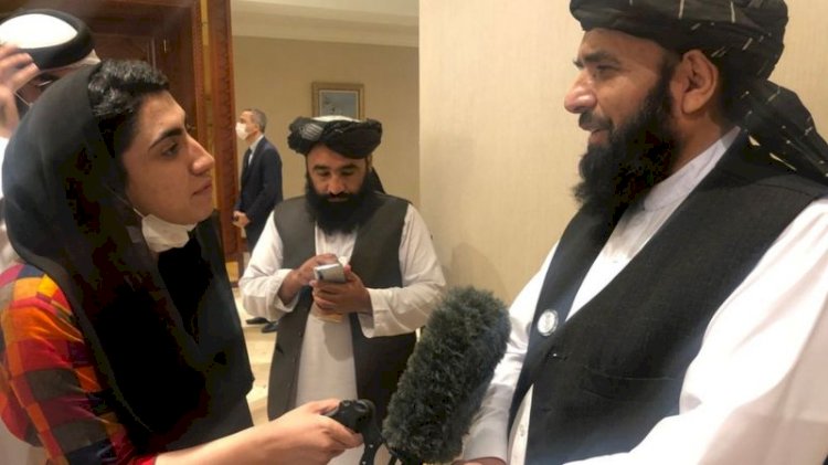 Doha'daki Afganistan barış görüşmeleri: Bir kadın muhabirin Taliban'la mülakat deneyimi