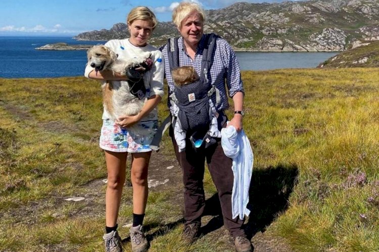 Boris Johnson'ın arkadaşları: Başbakan olunca maaşı düştü, dadı parasını bile düşünüyor