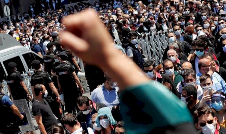 AYM 'çoklu baro' yasasını gündemine aldı