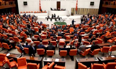 TBMM'nin yeni yasama yılı başlıyor, iktidar ve muhalefetin gündeminde ne var?