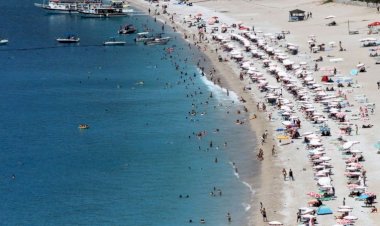Koronavirüs: Yazın turizm gelirinde kayıp en az 11 milyar dolar, turizmciler ne diyor?
