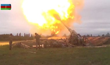 Uluslararası ajanslar duyurdu: Azerbaycan, Karabağ’ı bombalıyor