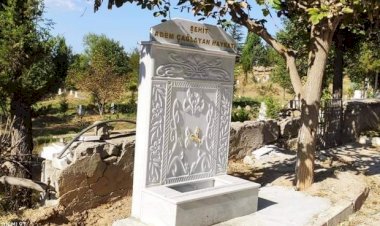 Şehit eşi için çeşme yaptırdı