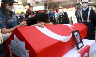 Şehit Astsubay Emre Dokumacı son yolculuğuna uğurlandı