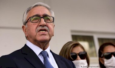 Kuzey Kıbrıs'ta muhalefetten Akıncı'ya destek