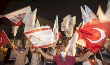 Ersin Tatar'ın Kuzey Kıbrıs Cumhurbaşkanı seçilmesi dünya basınında: 'Erdoğan'ın desteklediği aday kazandı'