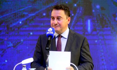 Babacan: "HUKUK DEĞİL CEZAEVİ İNŞA EDİYORLAR"