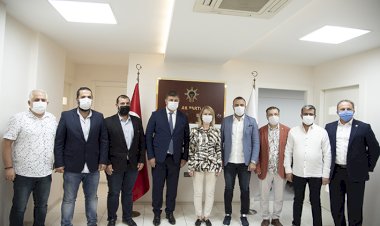 CHP’li Belediye Başkanından AK Parti İlçe Başkanına hayırlı olsun ziyareti