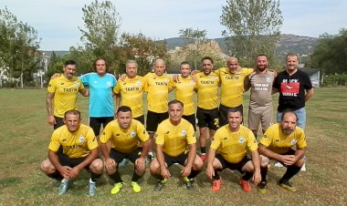 FOÇA BELEDİYESPOR MASTERLER - KARŞIYAKA DONANMACI MASTERLER 1 -0