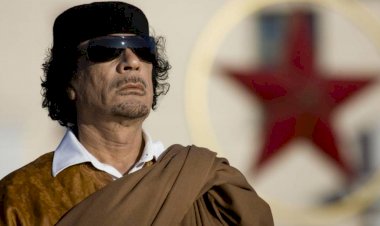 Sıcak yatağında ölemeyen bir diktatör: Muammer Kaddafi