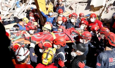 İBB ARAMA KURTARMA EKİPLERİ ÇALIŞMALARINI SÜRDÜRÜYOR