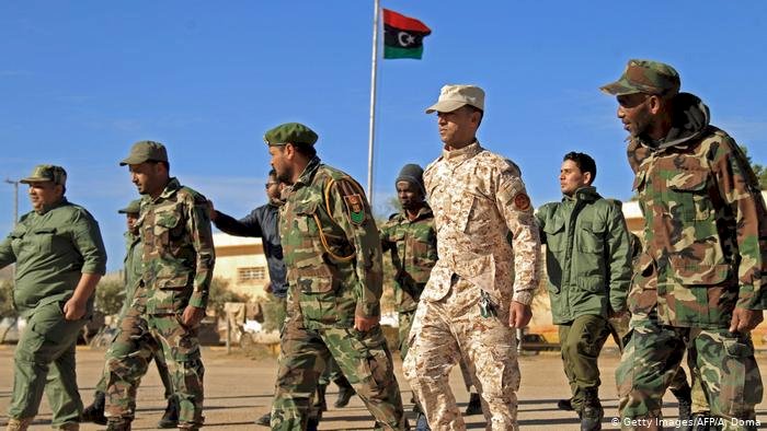 Libyalı askeri yetkililer Mısır'da görüştü