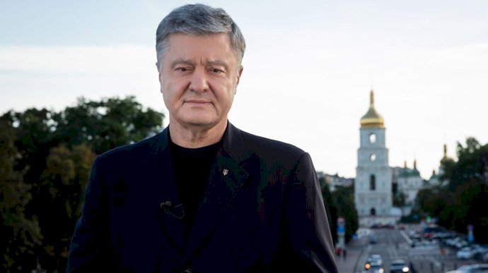 COVID-19: У Порошенко молчат о его состоянии