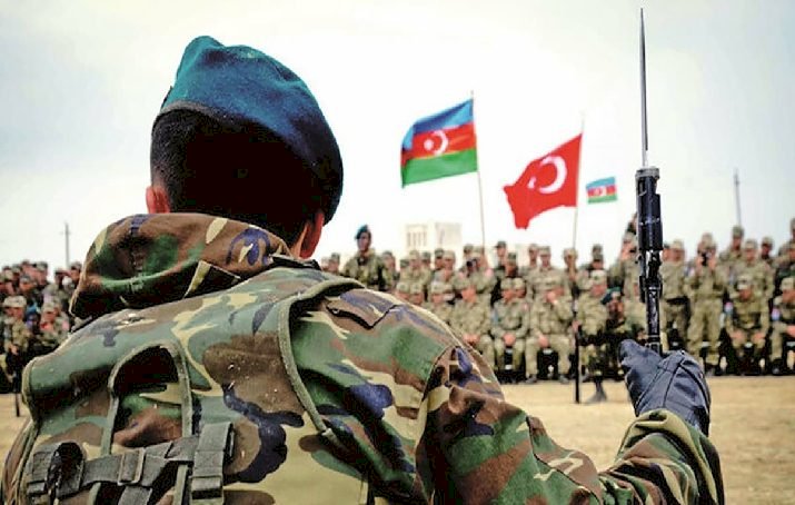 Azerbaycan ordusundaki başarı  Harp Okulu Mezunu Subayların!