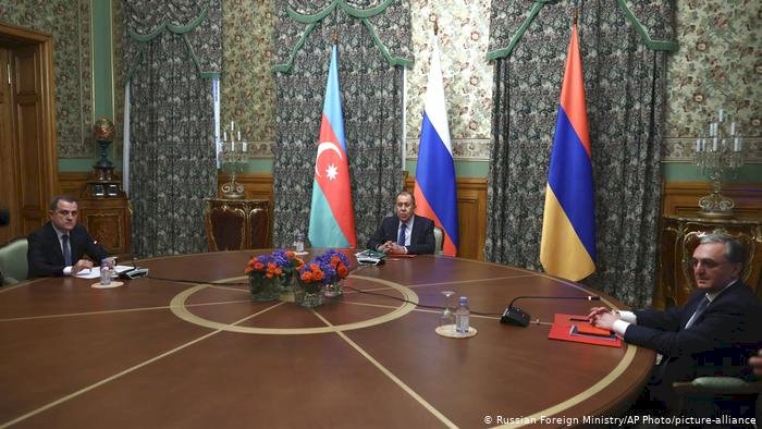 Ateşkes kararının arından Bakü ve Erivan’dan karşılıklı saldırı iddiaları