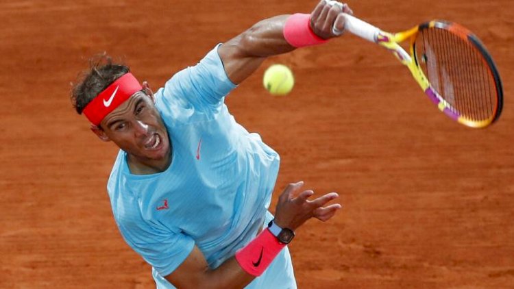 Fransa Açık Tenis Turnuvası'nda Rafael Nadal, Sırp Novak Djokovic'i 3-0 yenerek şampiyon oldu