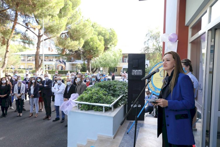 DEÜ REKTÖRÜ NÜKHET HOTAR GETAT MERKEZİNİ AÇTI