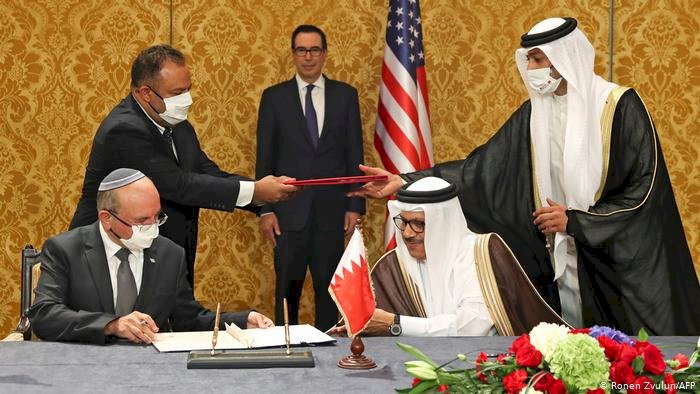 İsrail ile Bahreyn arasında diplomatik ilişkiler başladı