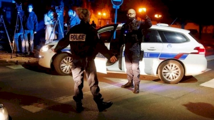 Fransa'da başı kesilerek öldürülen öğretmenle ilgili soruşturmada Müslüman derneklerinin faaliyetleri inceleniyor