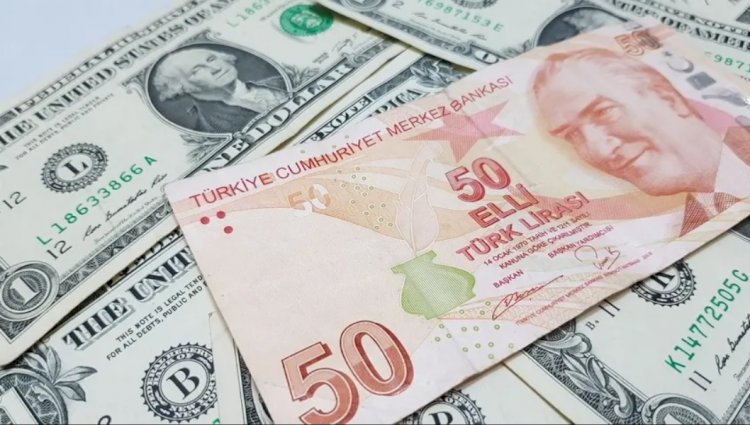 Dolarda yeni zirve: 8,32