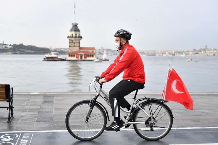 ÜSKÜDAR’DA CUMHURİYET BAYRAMI ÇOŞKUSU
