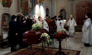 Poroşenko, kayınvalidesi Lyudmila Perevedentseva  koronavirüsten  öldü