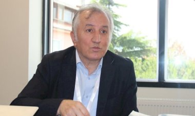 Mehmet Ocaktan   Demek ki hukuku savunanlar dış güçlerin ajanı değilmiş...