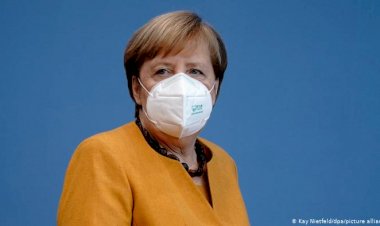 Merkel: Berlin'de salgın kontrolümüzde değil