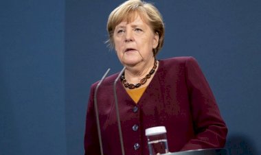 Merkel, Türkiye'ye yaptırım ihtimalinin 10 Aralık'taki AB zirvesinde görüşüleceğini açıkladı
