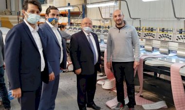 Mobilyacılar İzmirli Deprem Mağdurlarının Yaralarını Sarmak İçin Tek Yürek Oldu
