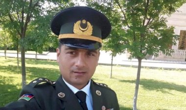 Azerbaycan şehidinin kabrinde Galatasaray bayrağı